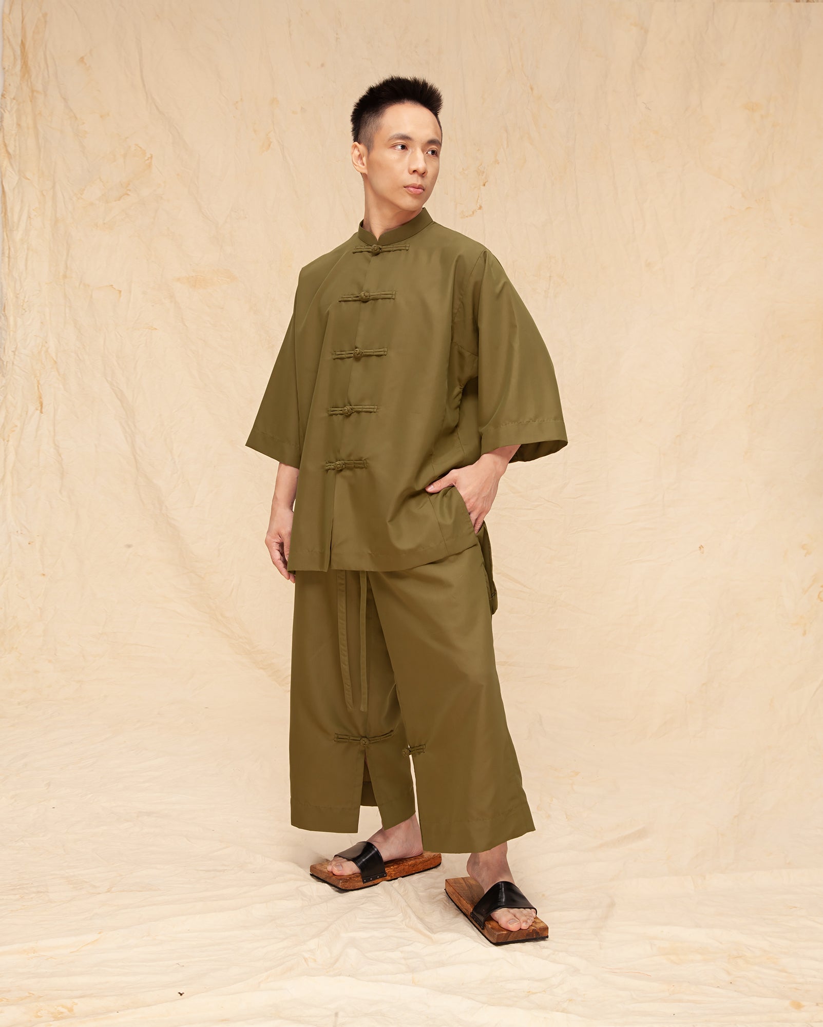 Tang Suit Lurus (Olive)