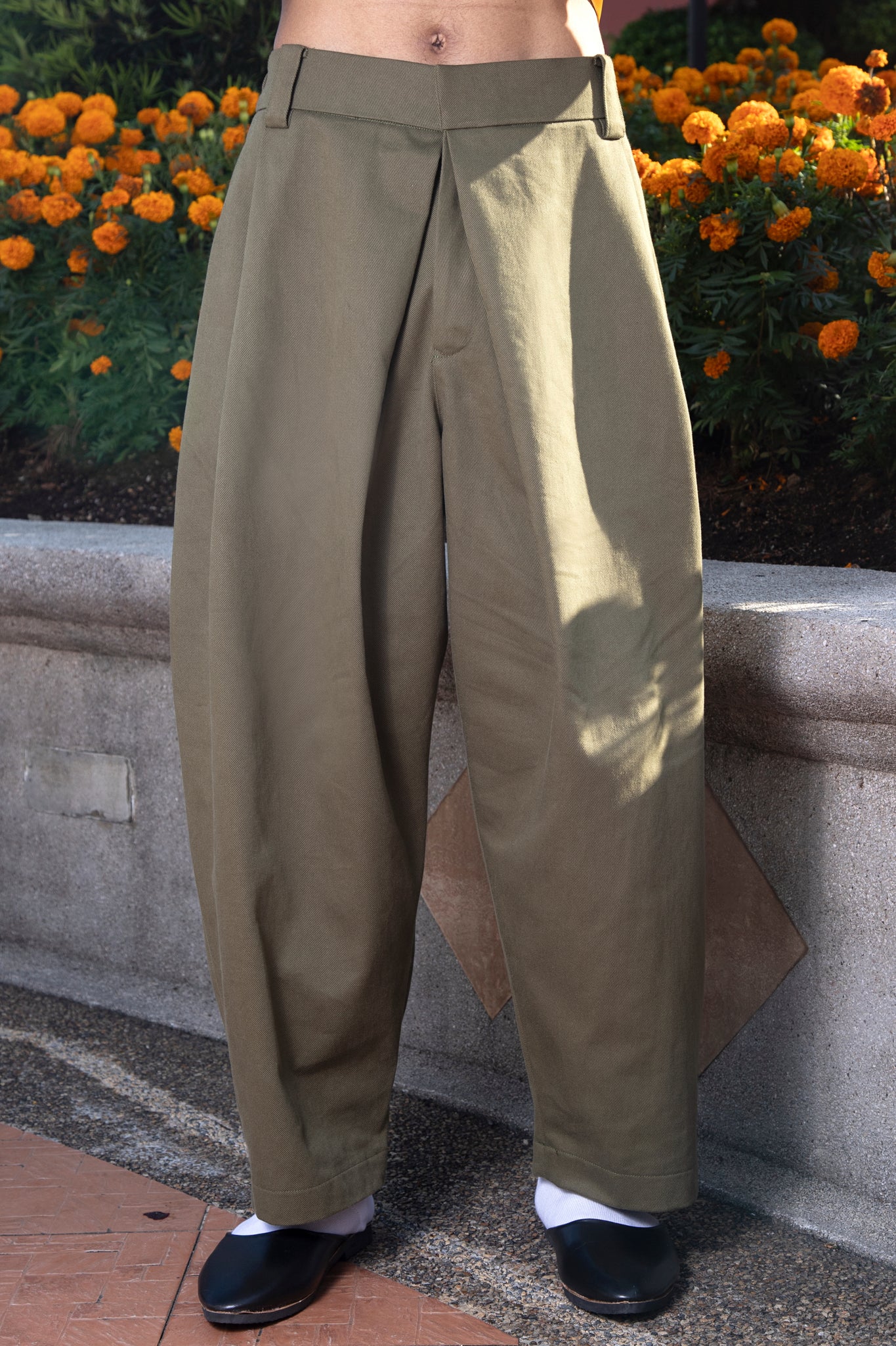 Tang Ikan Emas - Lobak Pants (Olive)