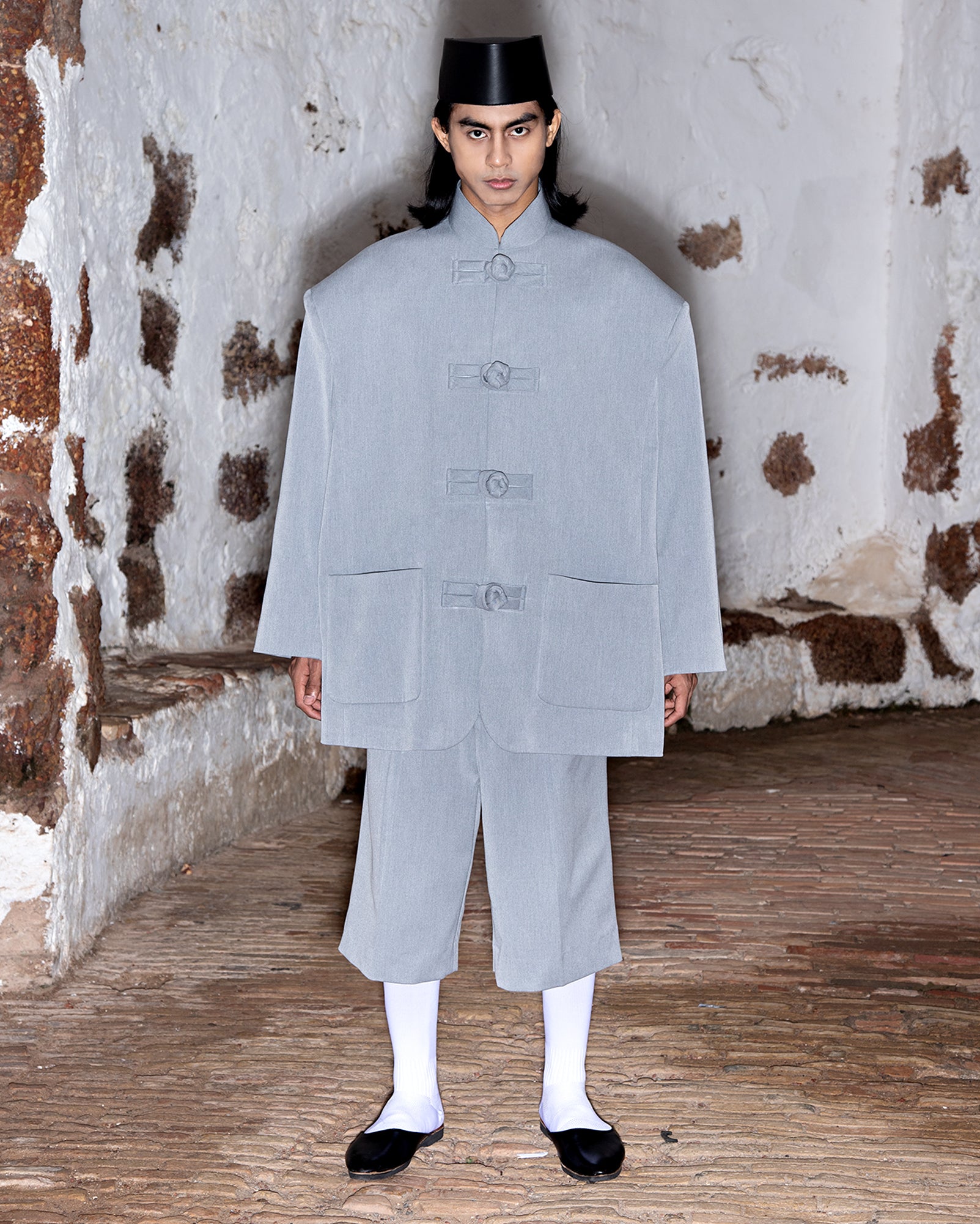 BEHATI REVOLUSI – Page 4