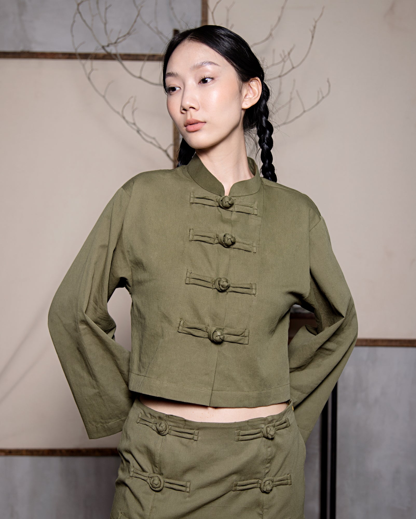 Chang Tang Krop / Slit Skirt Pankou Depan (Army Green)