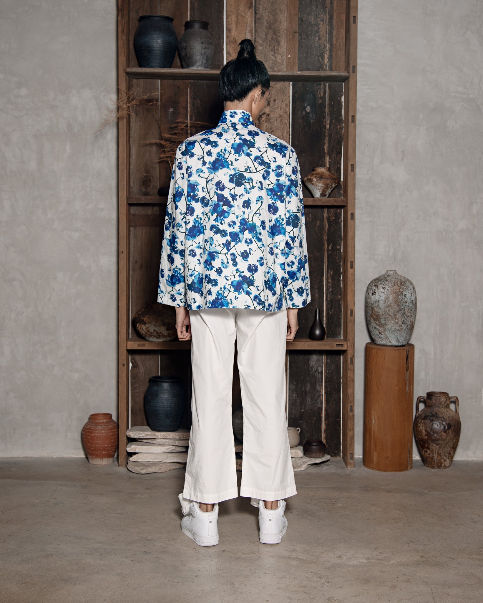 Tang Suit (Blue Orchid）