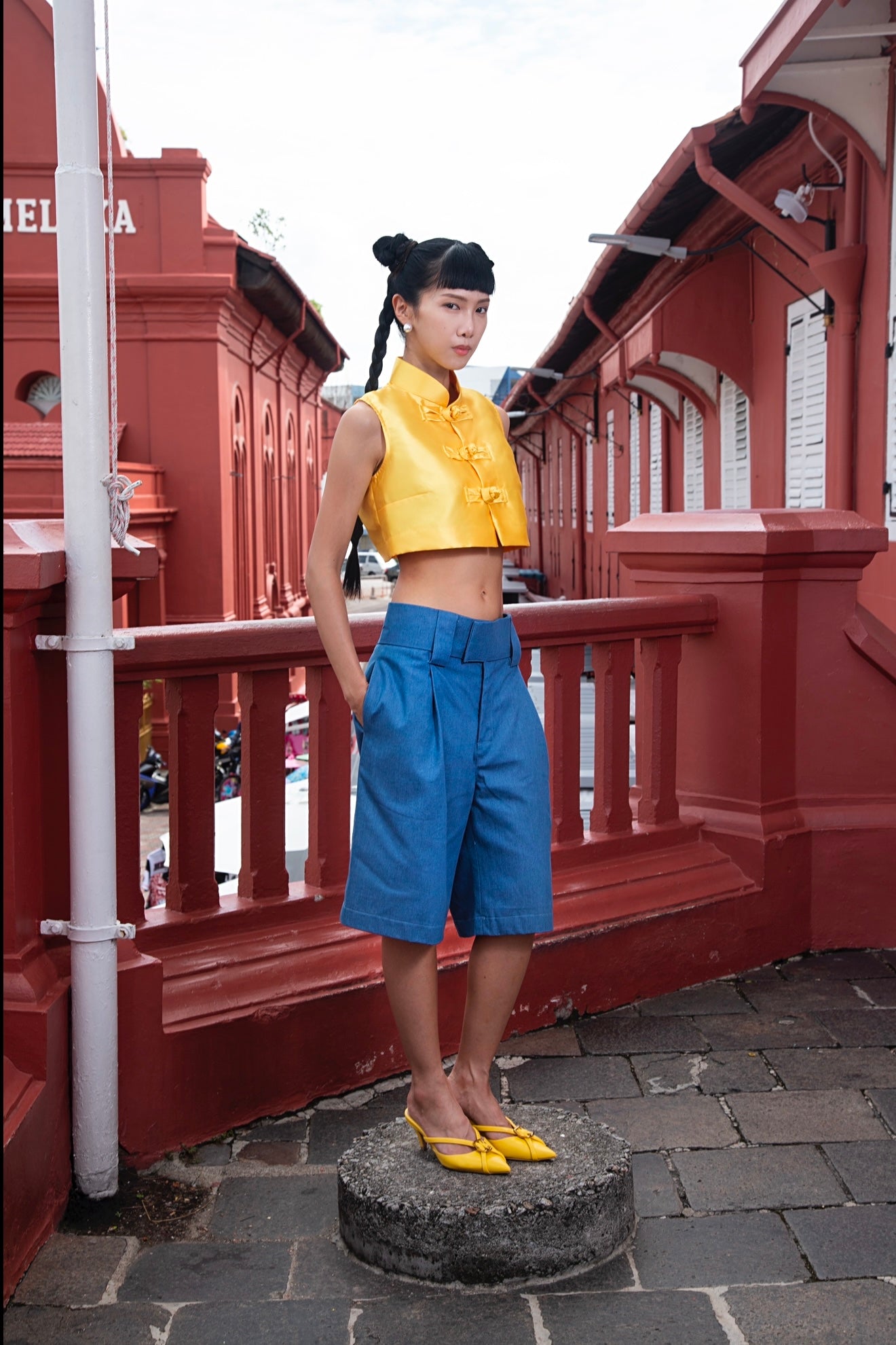 Tang Krop Tiga Butang (Yellow) - Denim Bermuda (Biru)