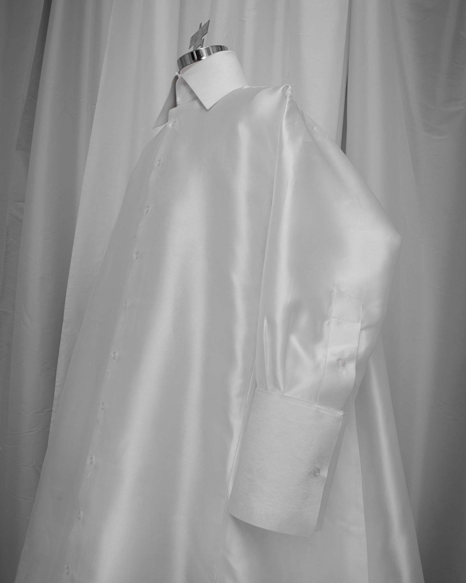 Gaun Kemeja Oversaiz (Taffeta)