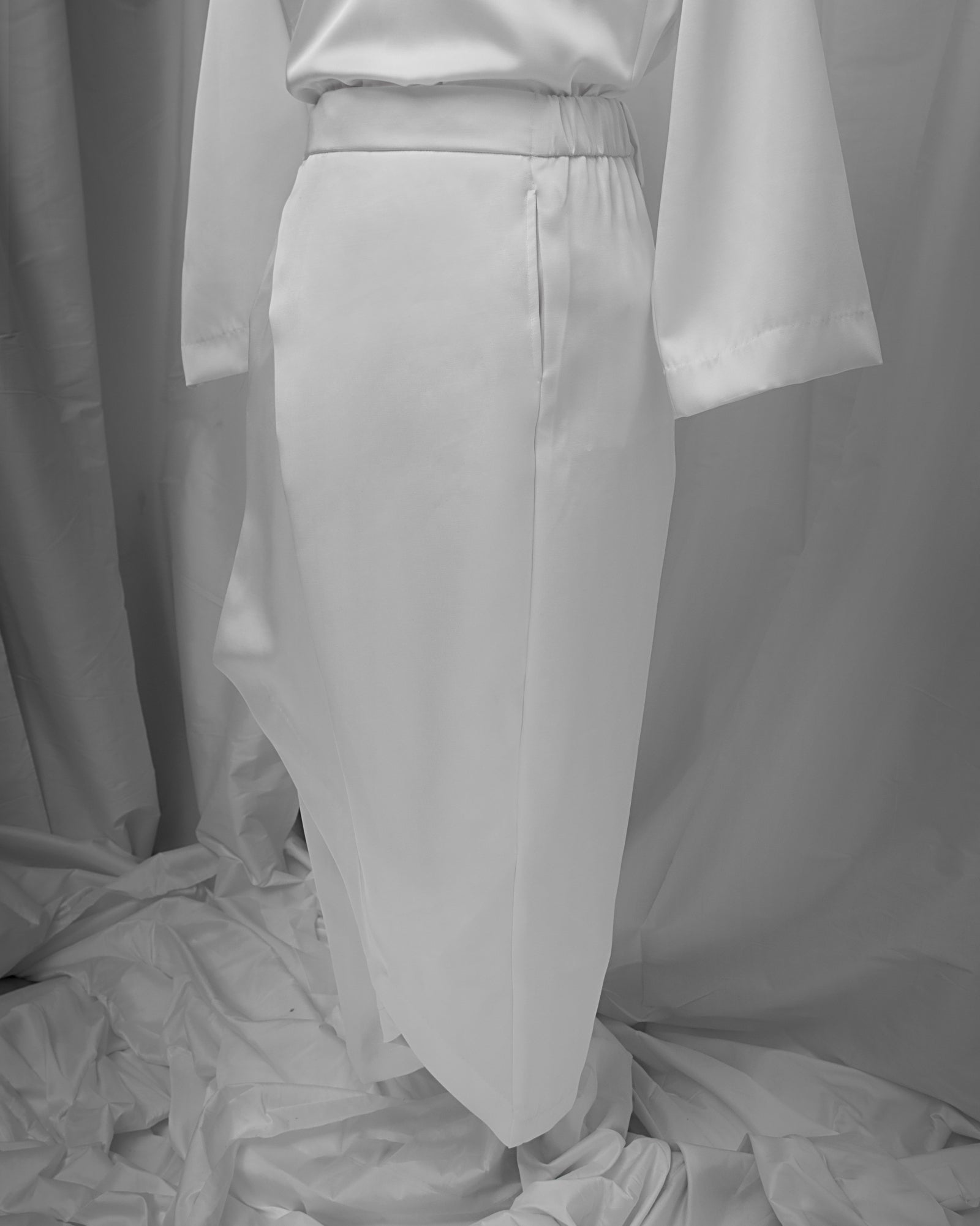 Baju Melayu Cekak Keris (White) // Pendekar Pants (White Satin)