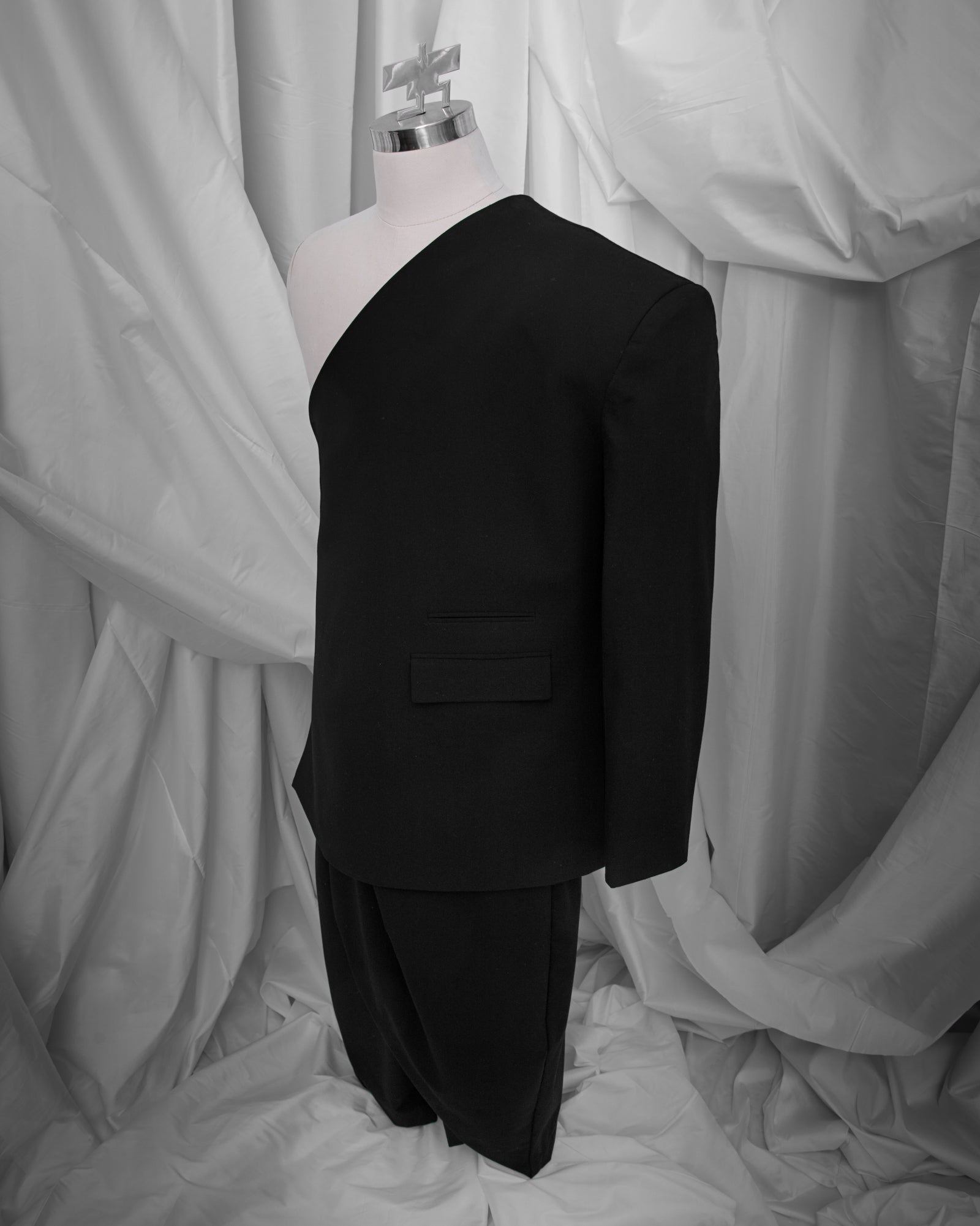 Selempang Blazer //  Pendekar Pants (Black Viscose)