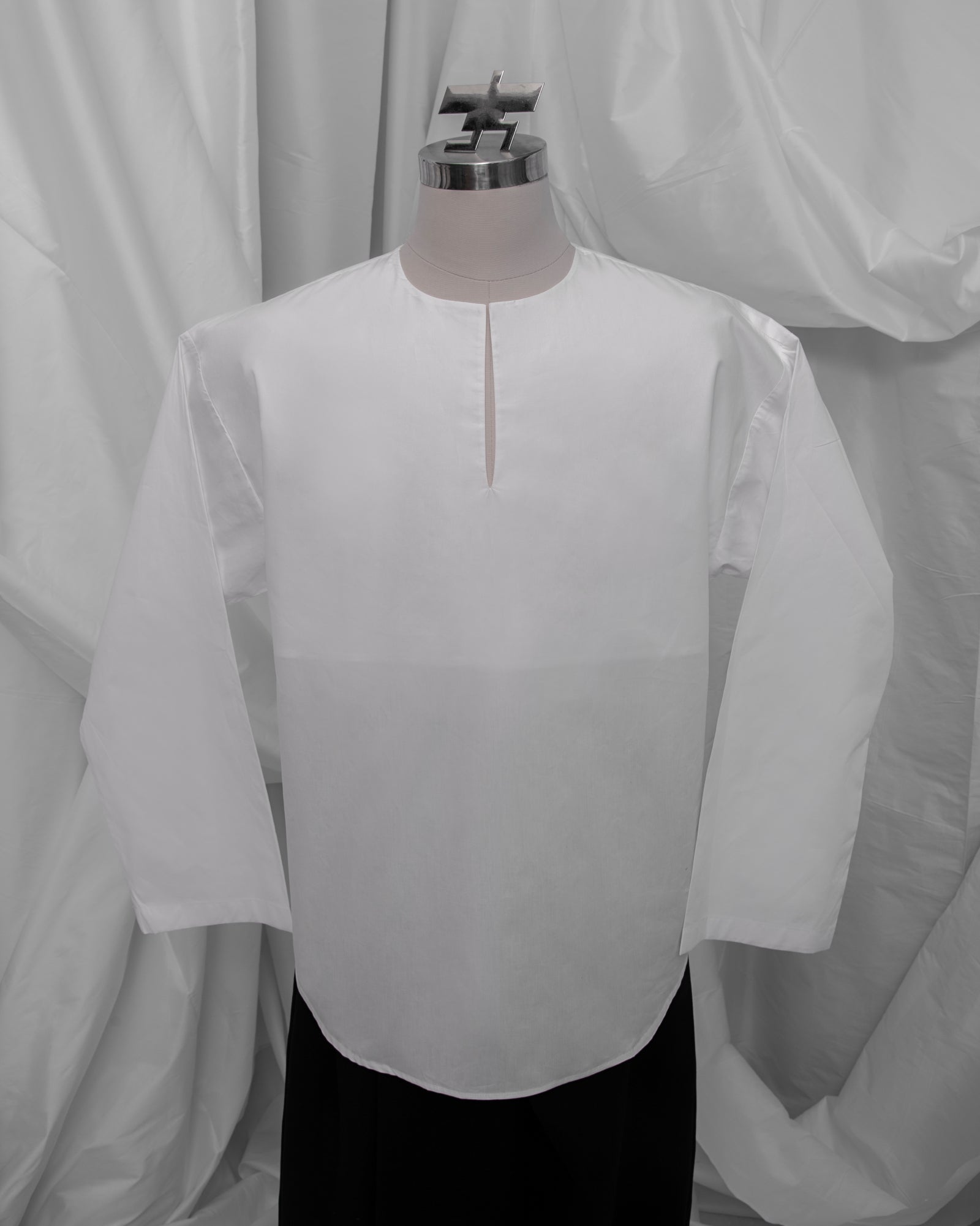 Teluk Belanga Shirt (White Cotton)