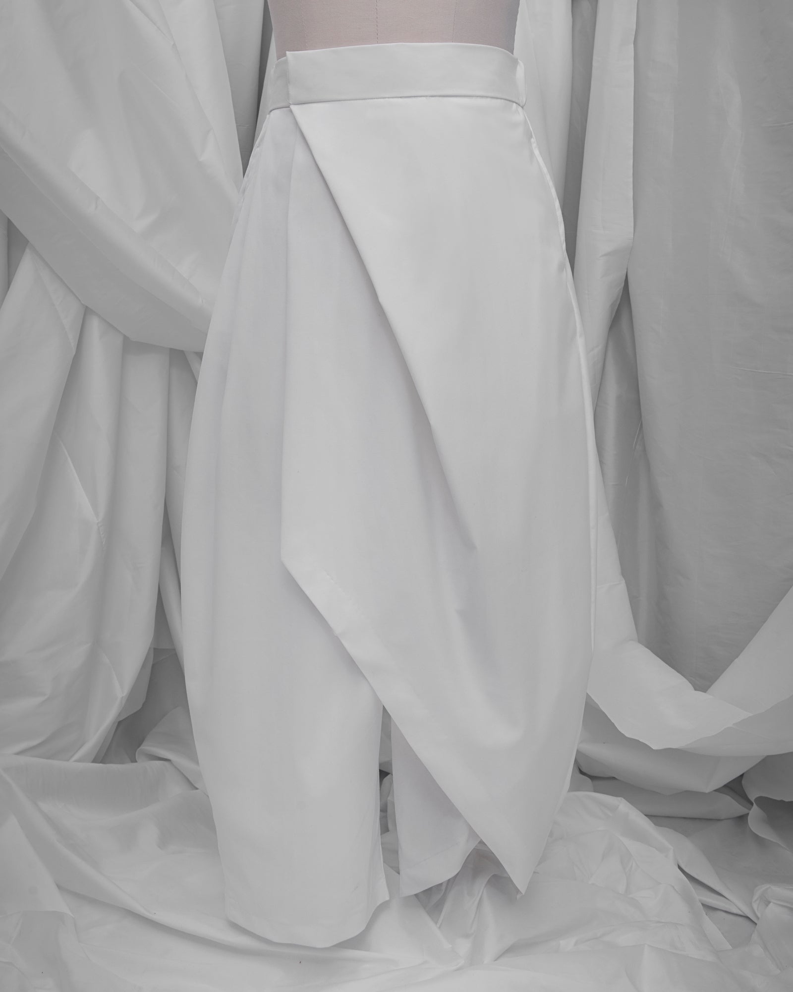 Pendekar Pants (White Viscose)