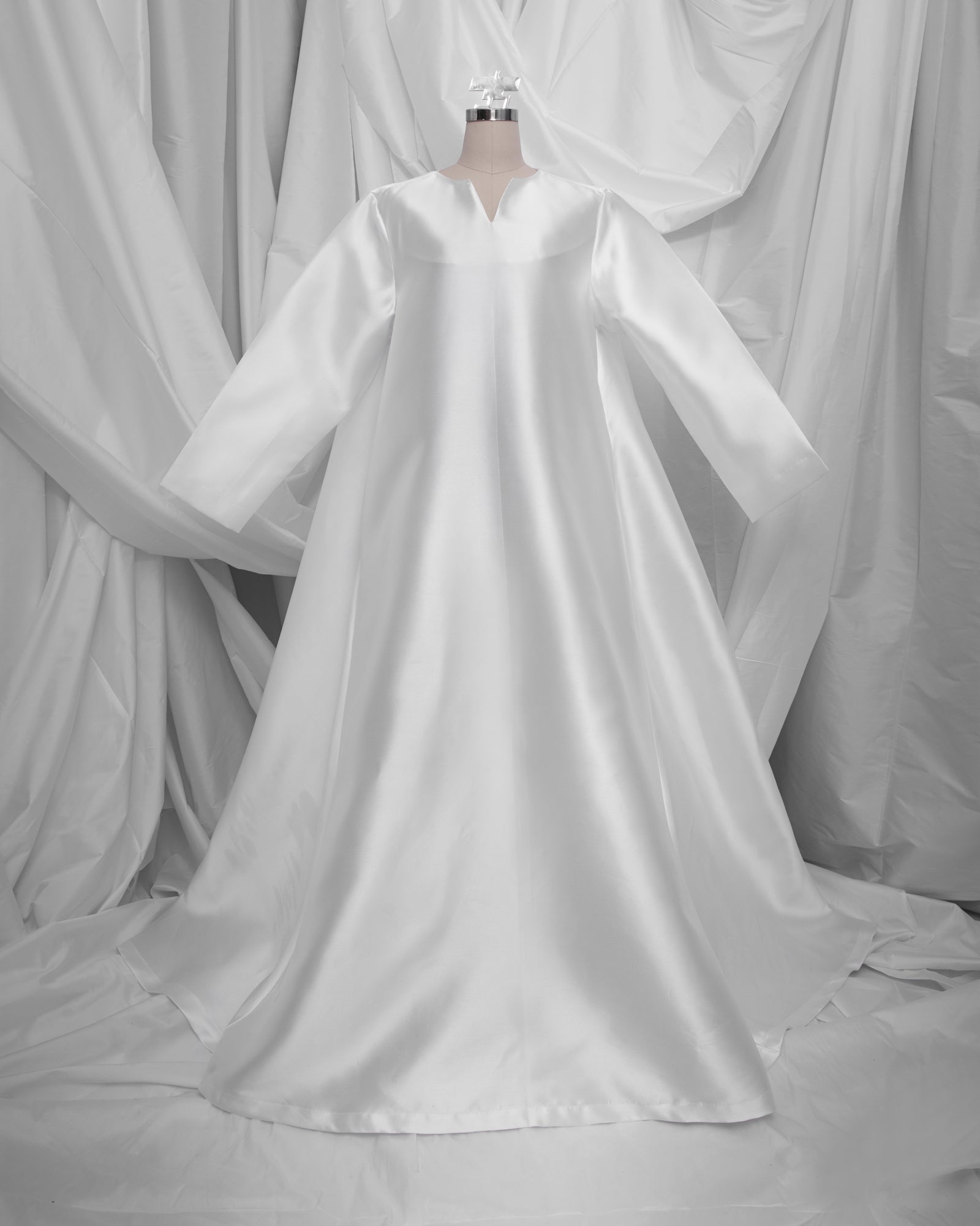 Abaya Amin (White)