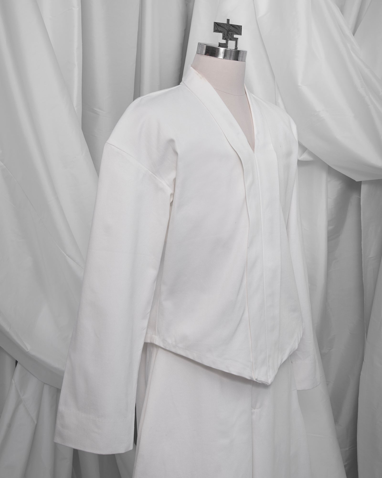 Kebaya Baba (White)