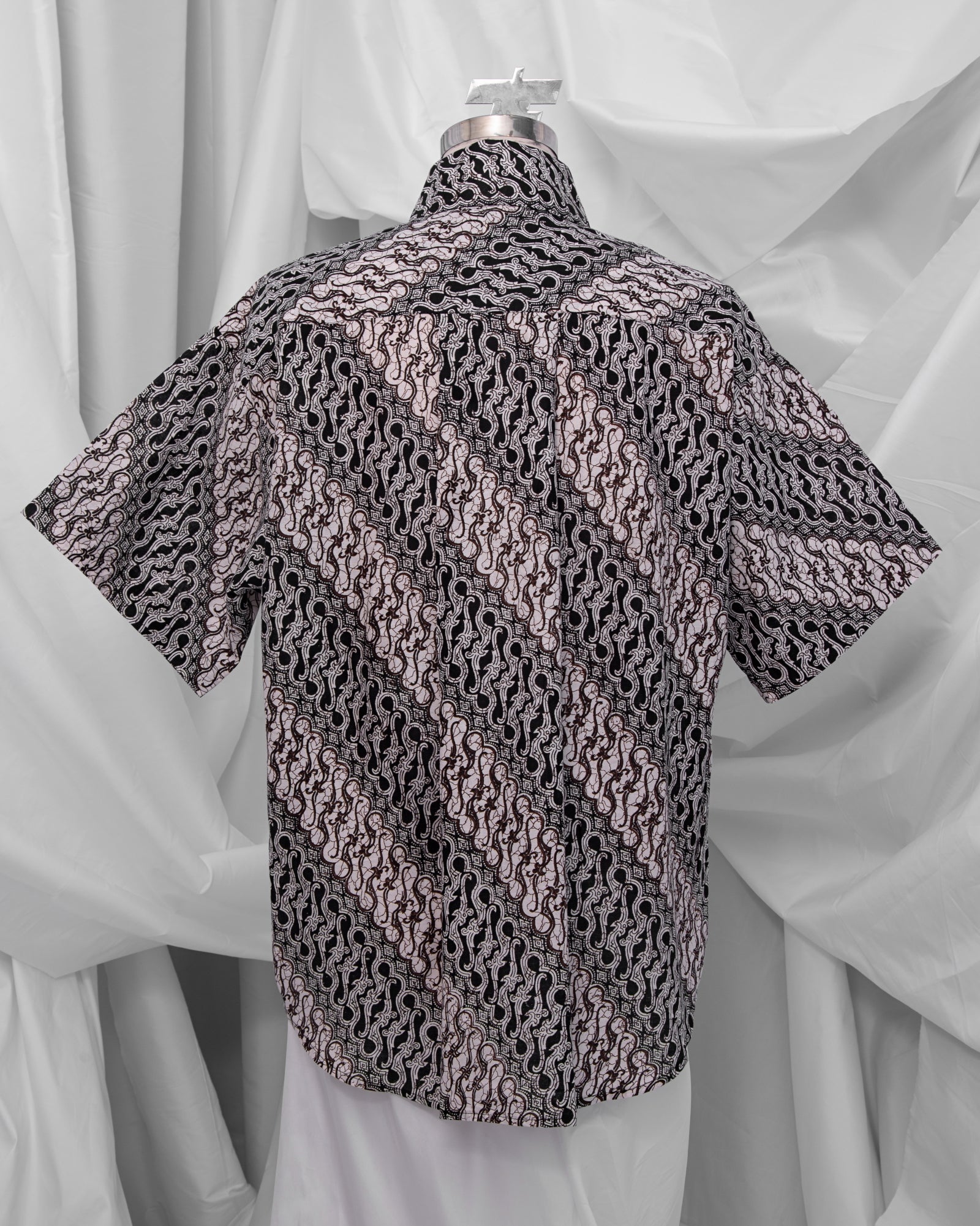 Mahkota Shirt (Batik)