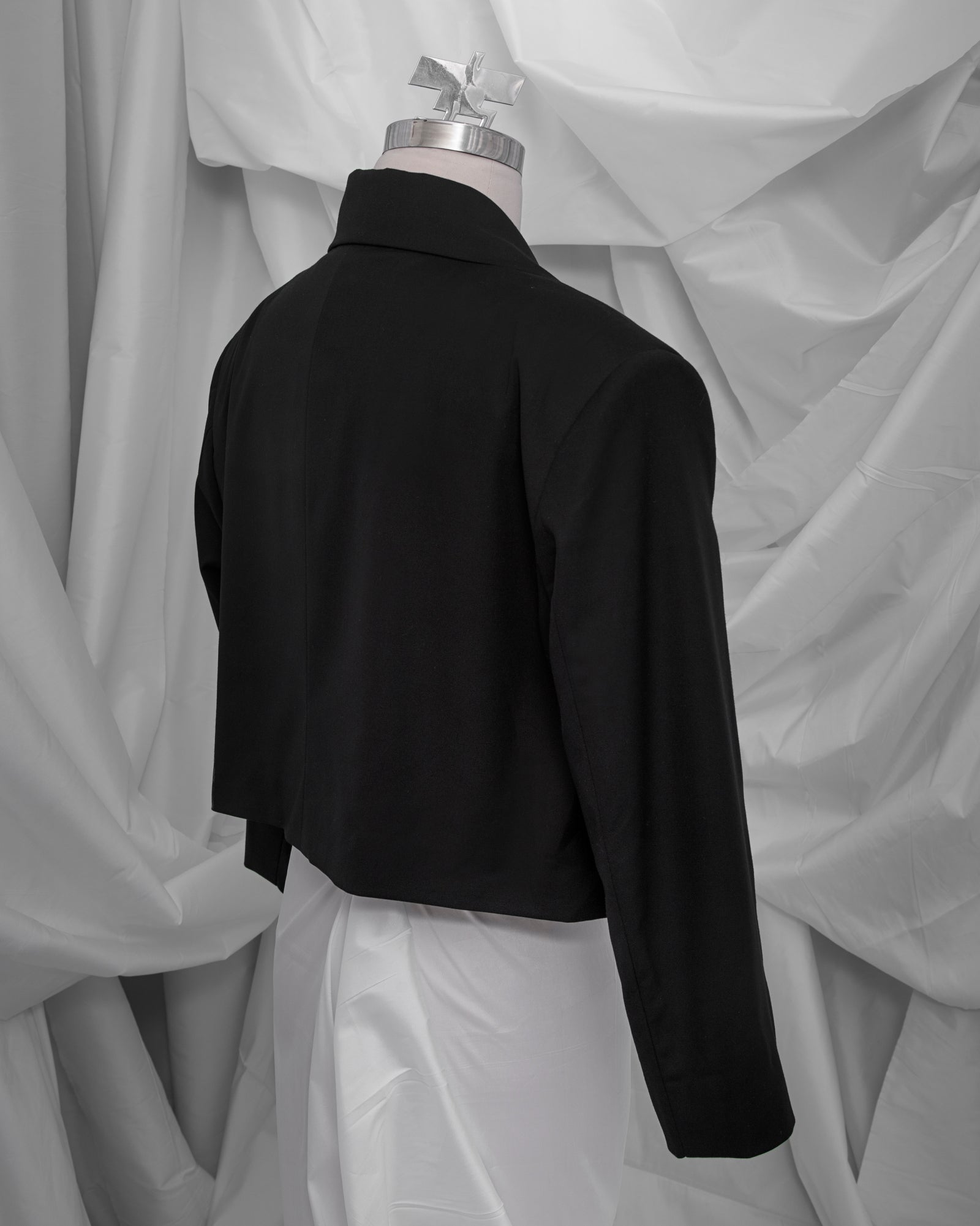 Tuxedo Perwira Krop (Black)