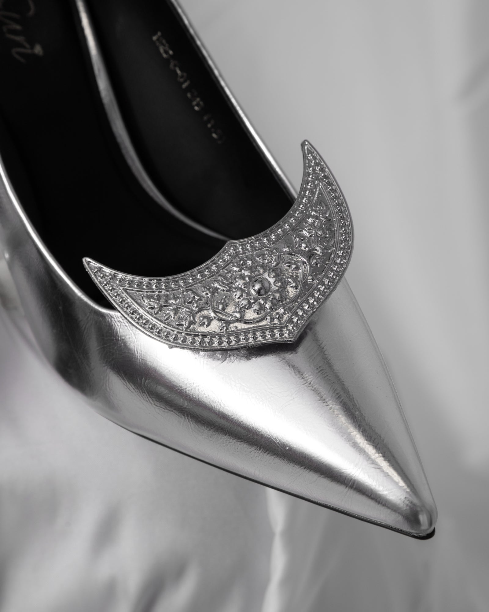 INTAN SURI Dokoh Heel (Silver)