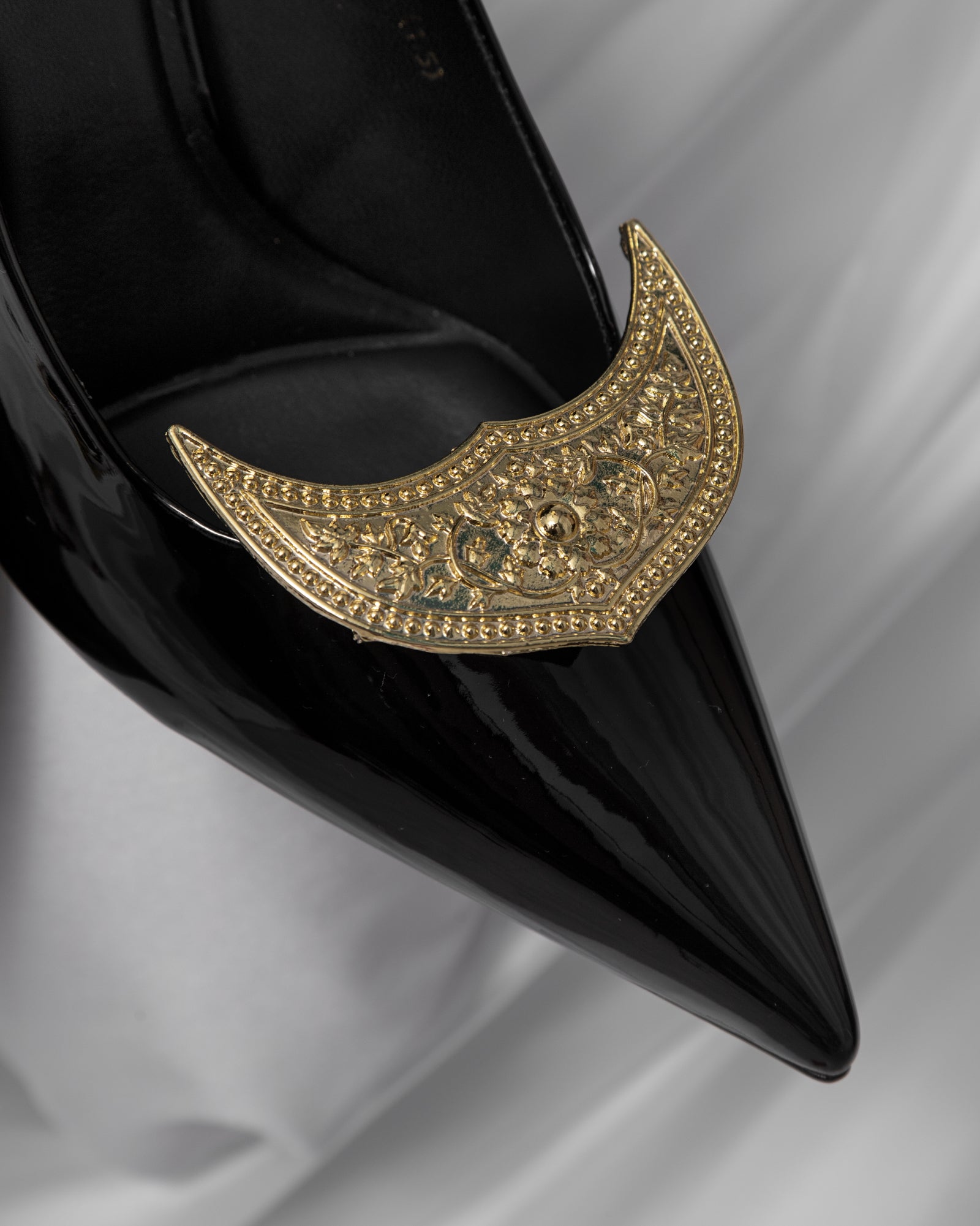 INTAN SURI Dokoh Heel (Black)