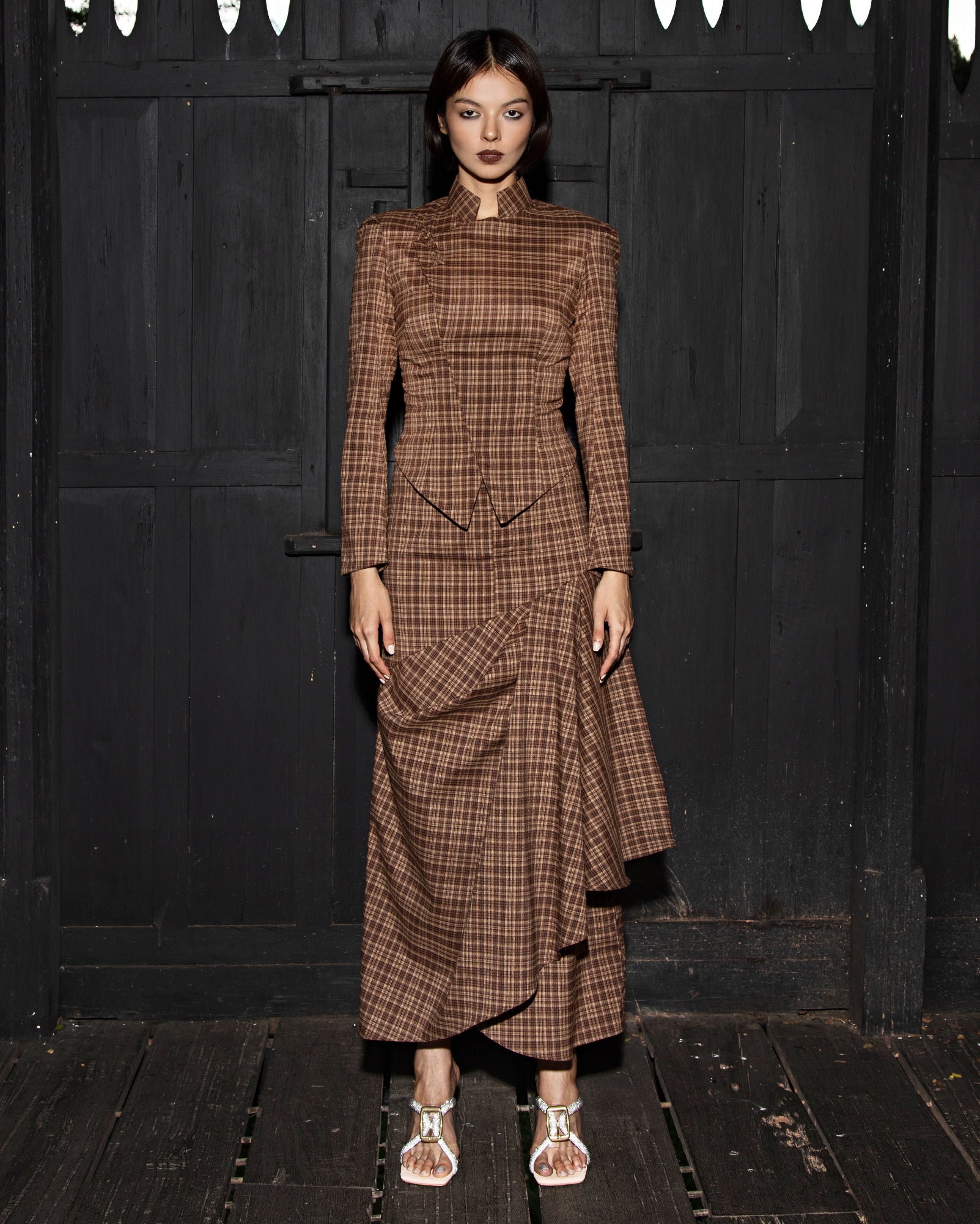 Kebaya Janggan (Brown Plaid)