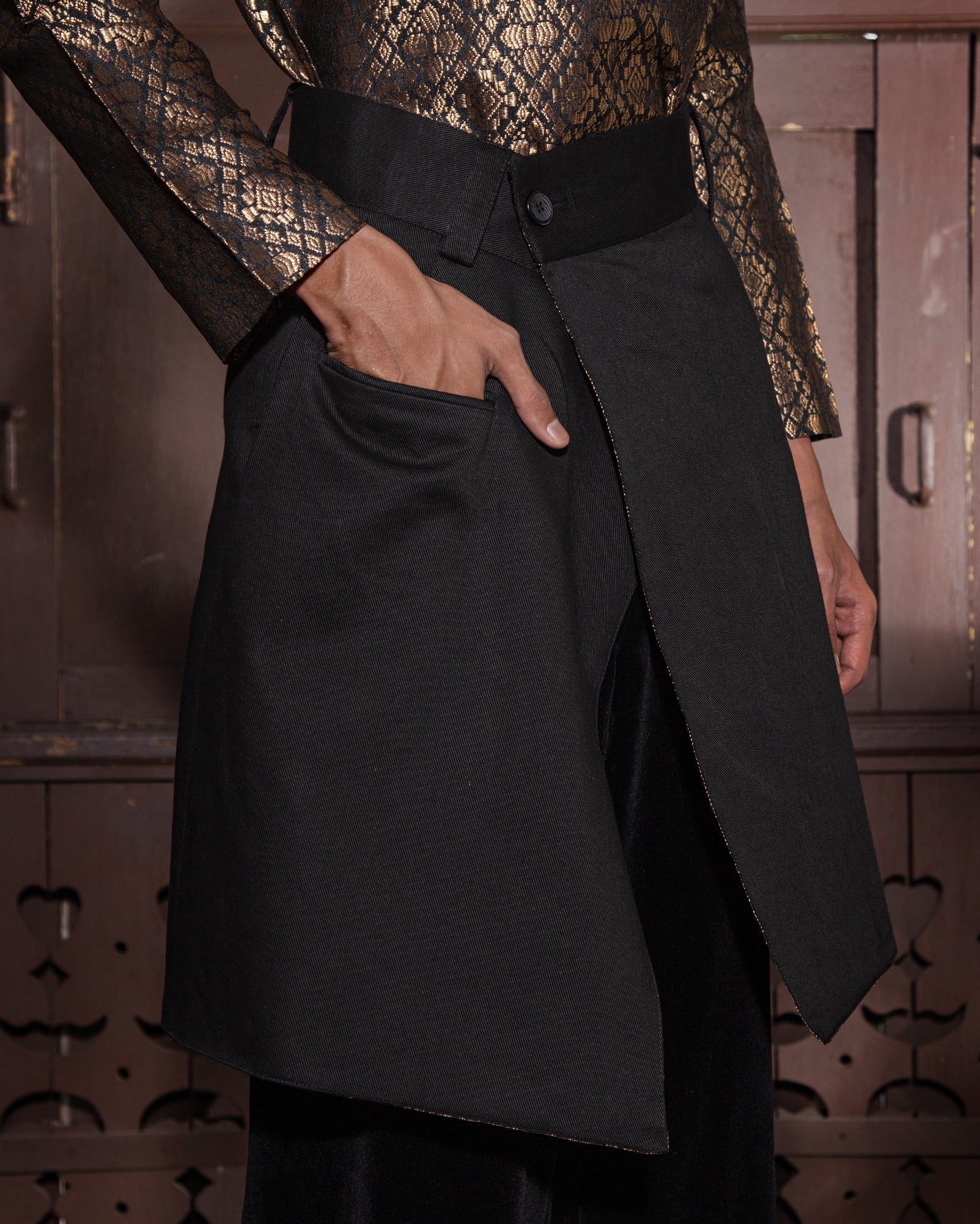 Sampin Songket (Gold)