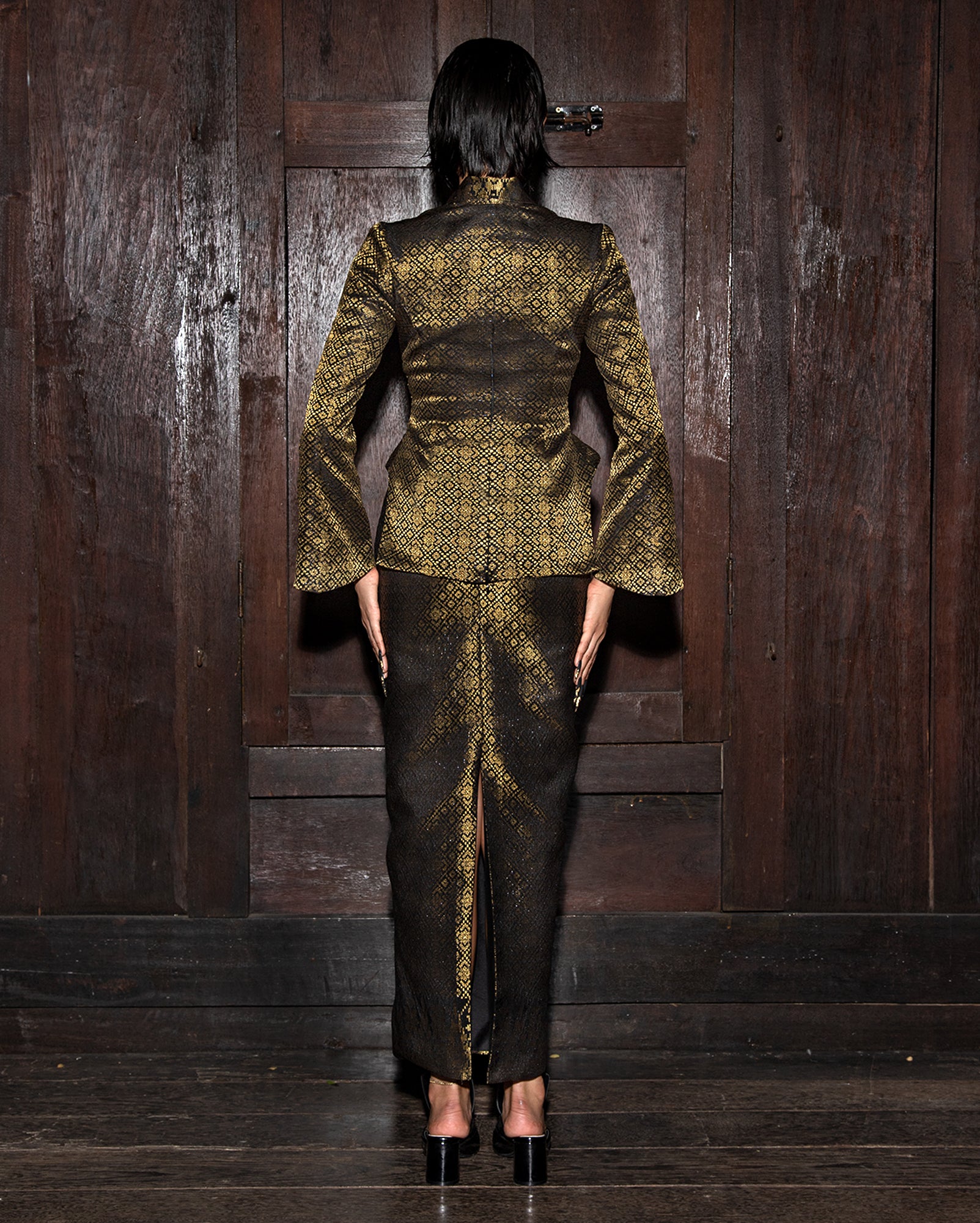 Kebaya Razor (Gold Songket)