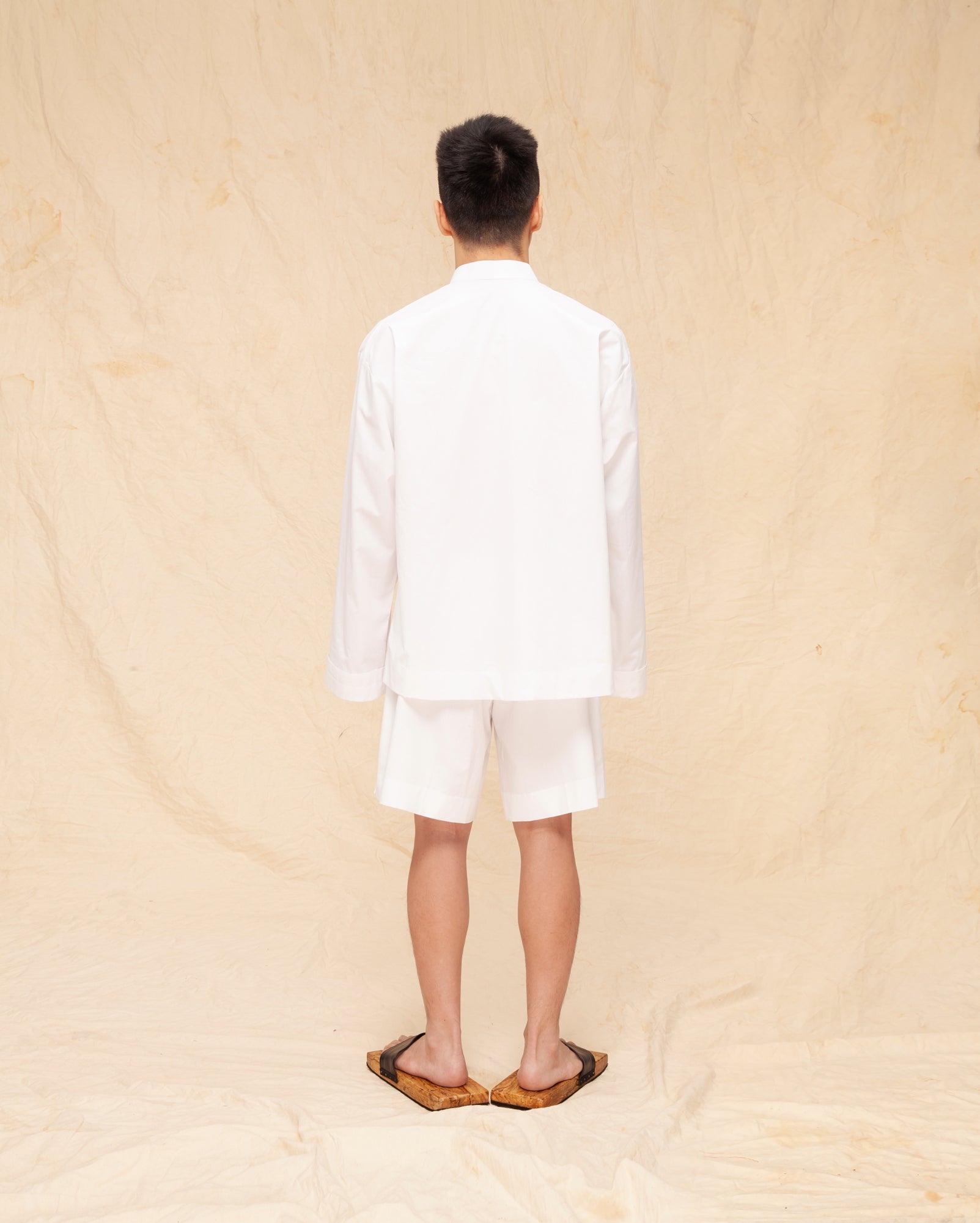 Tang Suit Pendek (White Cotton)